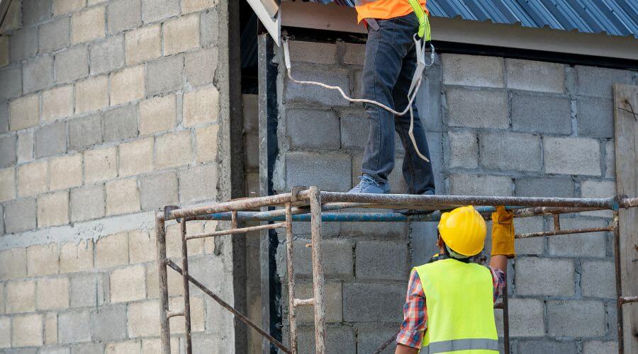 Professional residential roofers in Stratford, SD